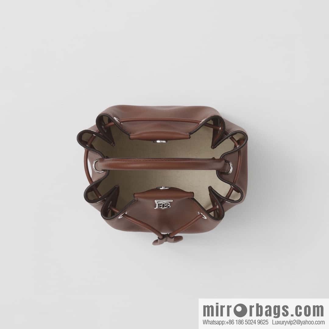Burberry Burberry three-dimensional bucket bag caramel color
