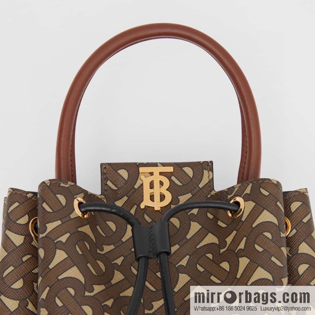 Burberry Burberry three-dimensional bucket bag printed