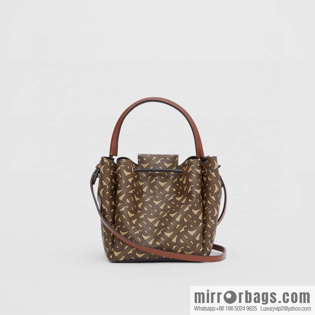 Burberry Burberry three-dimensional bucket bag printed