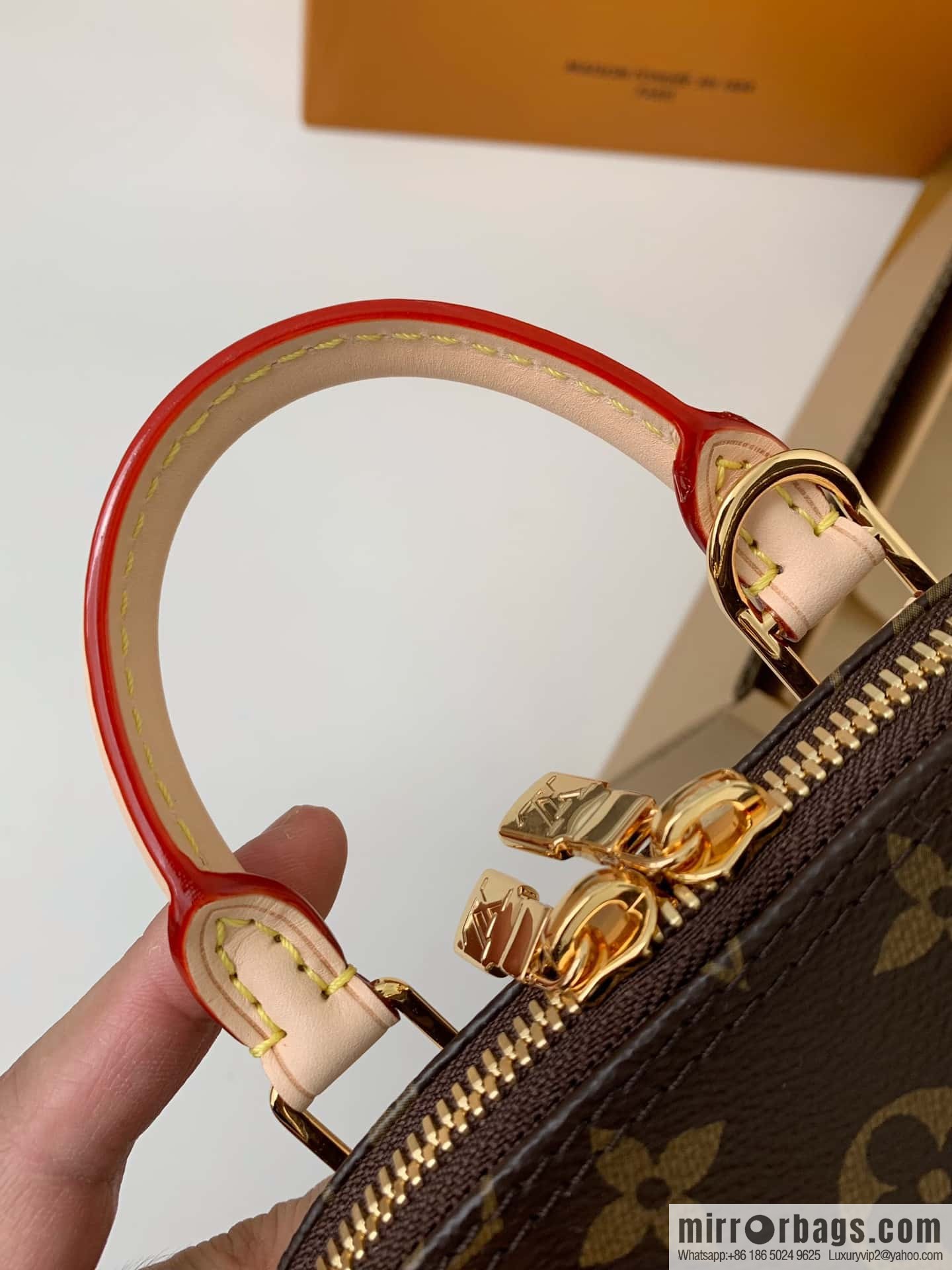 LV M82717 Nano Alma