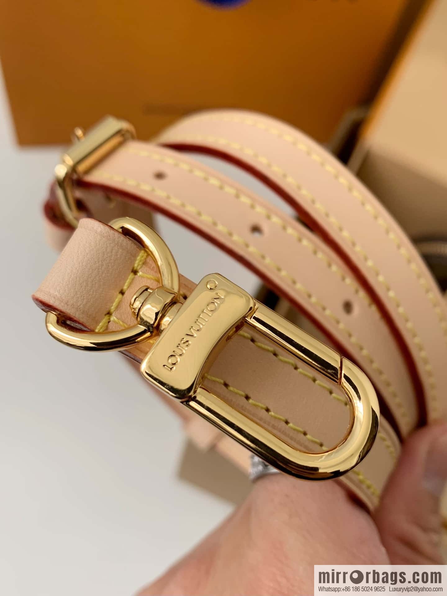 LV M82717 Nano Alma
