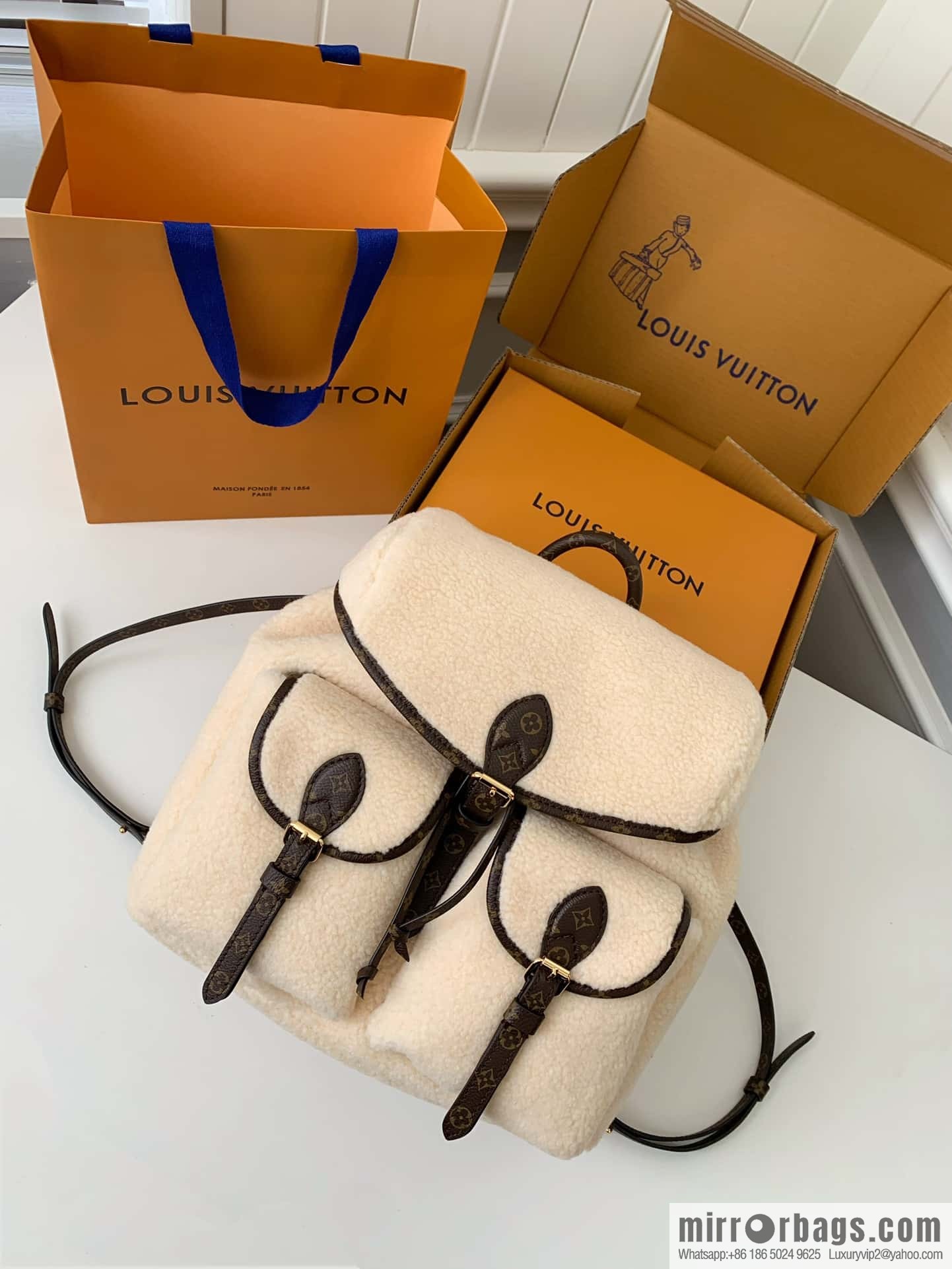 LV M23384 BACKPACK backpack