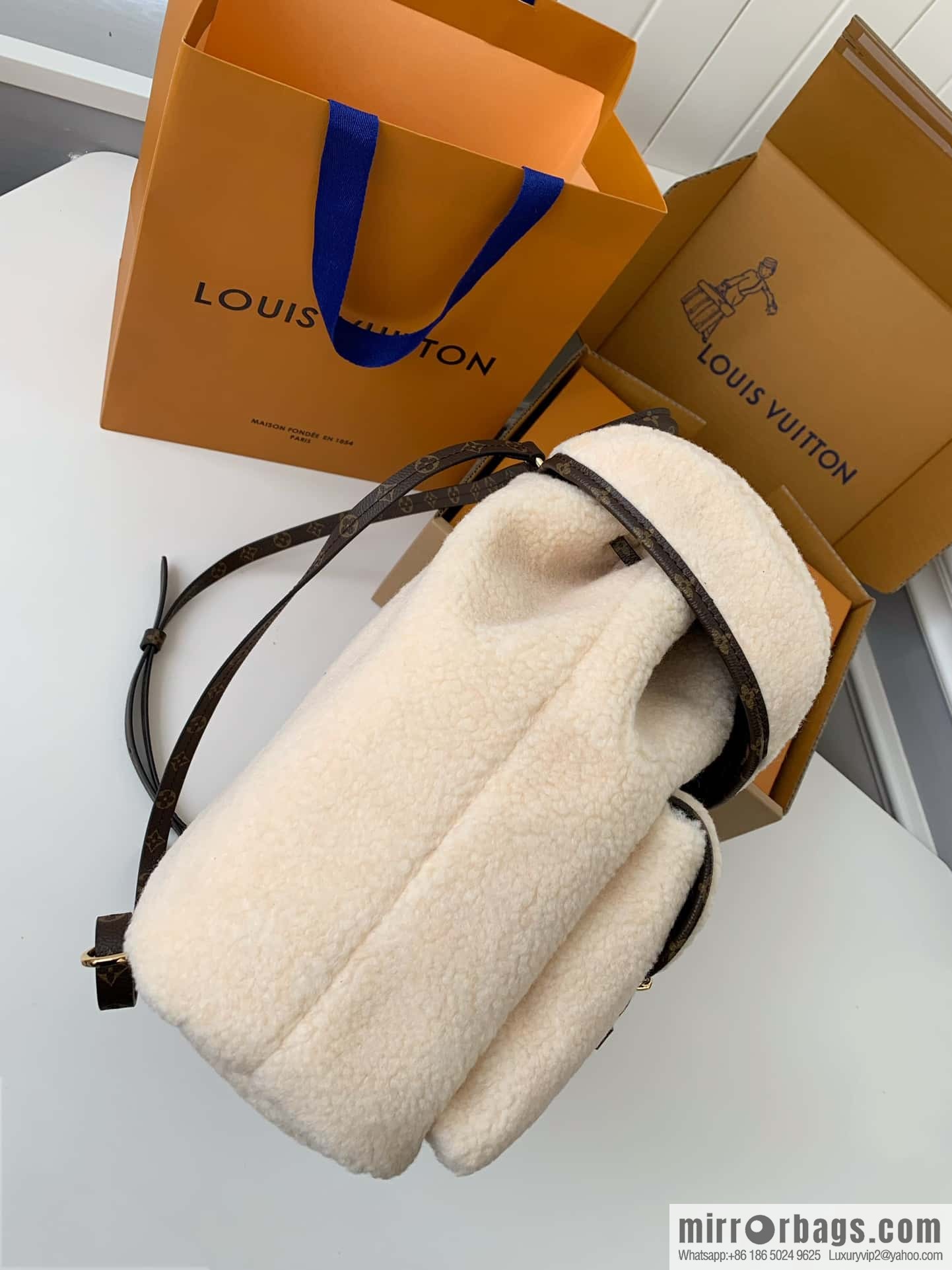 LV M23384 BACKPACK backpack