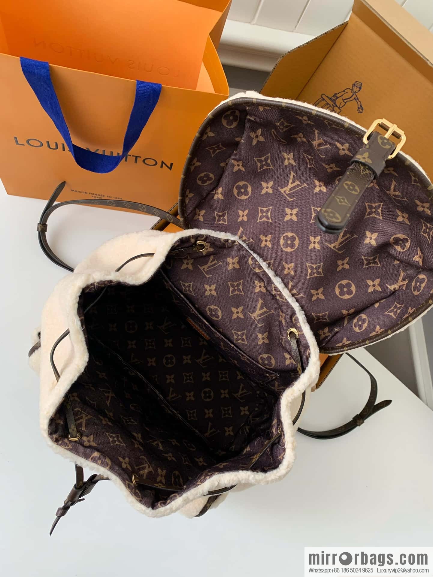 LV M23384 BACKPACK backpack