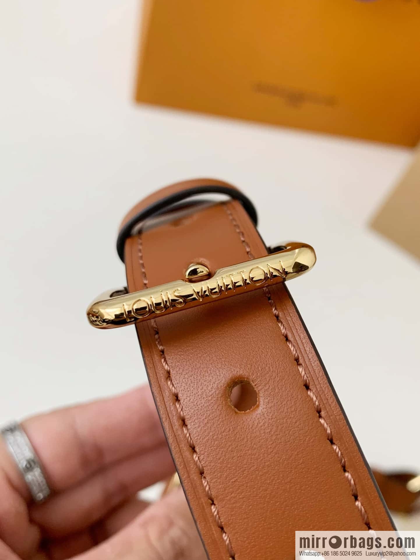LV M23715 BUMBAG fanny pack