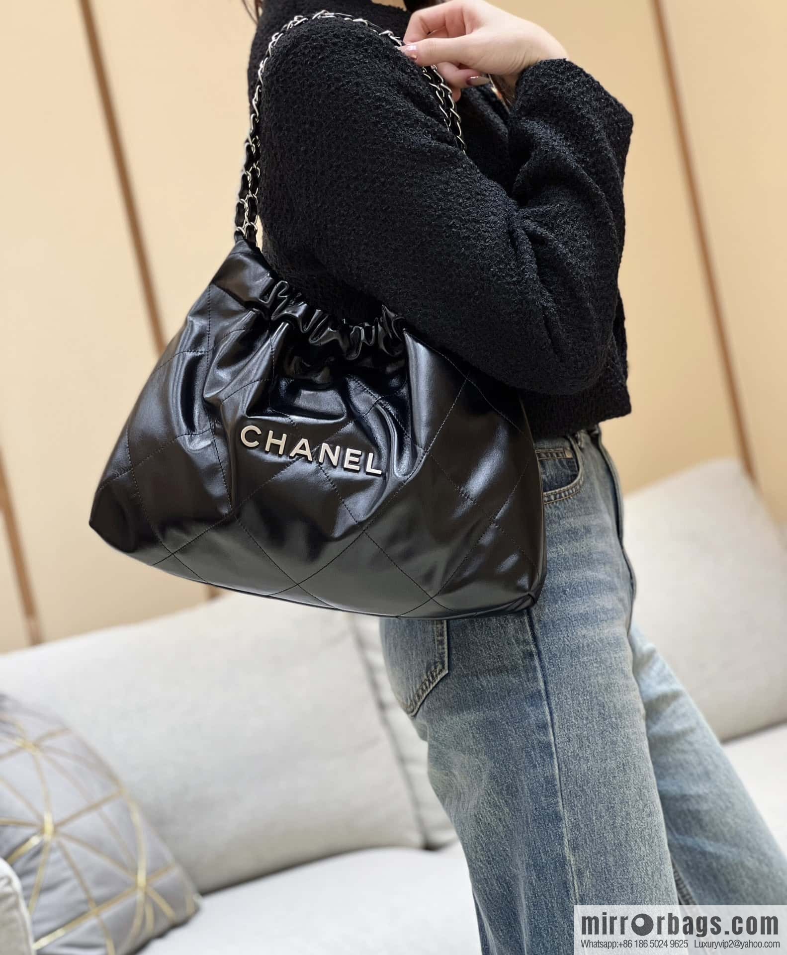 CHANEL 24C early spring vacation series 22 horizontal garbage bag AS4486 silver metal