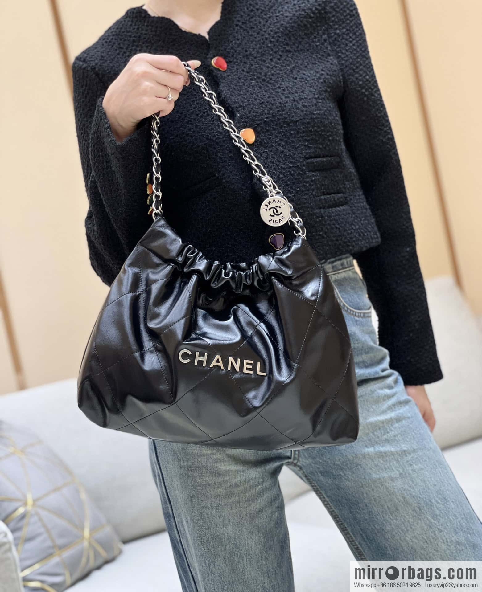 CHANEL 24C early spring vacation series 22 horizontal garbage bag AS4486 silver metal