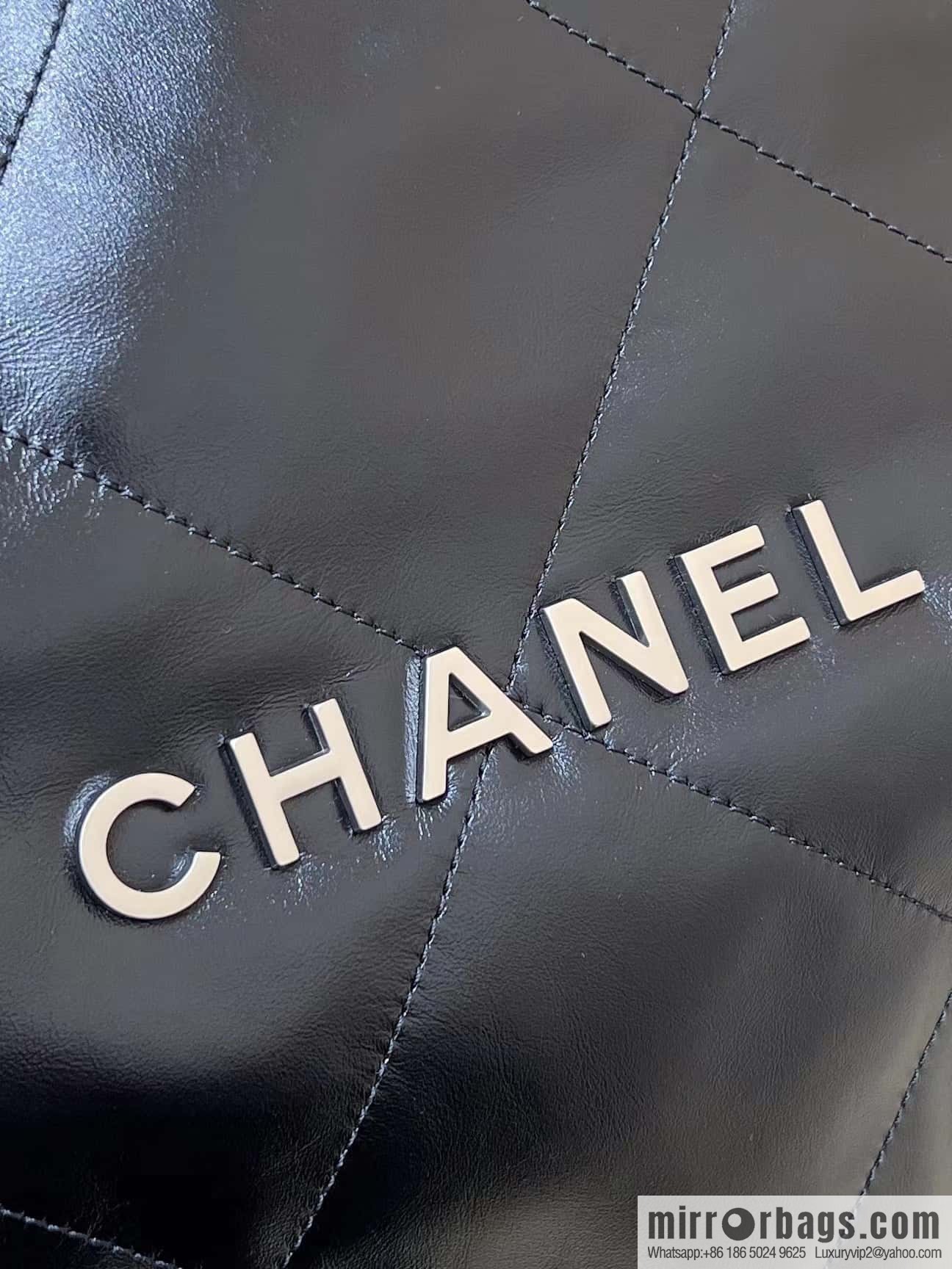 CHANEL 24C early spring vacation series 22 horizontal garbage bag AS4486 silver metal