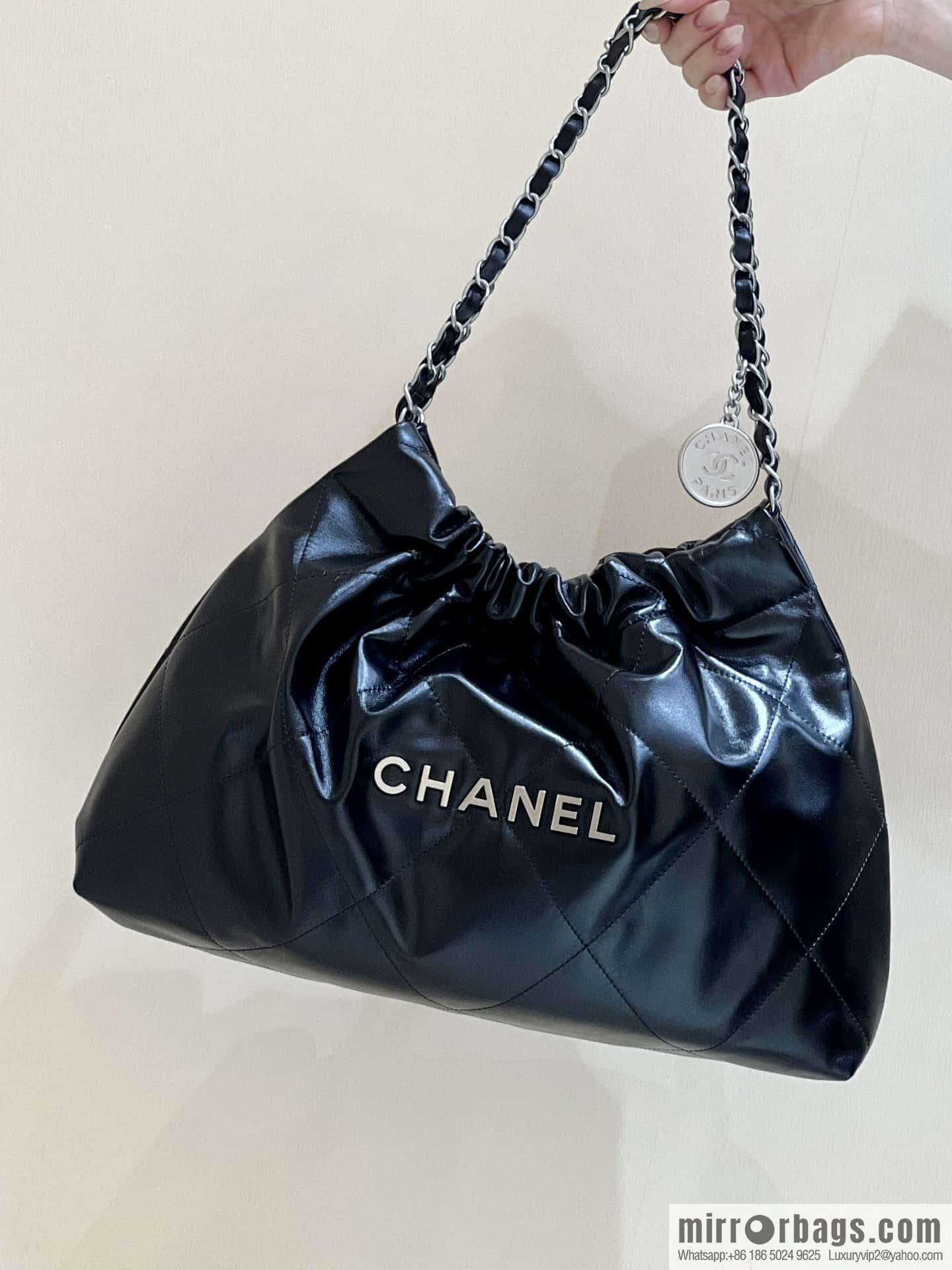 CHANEL 24C early spring vacation series 22 horizontal garbage bag AS4486 silver metal