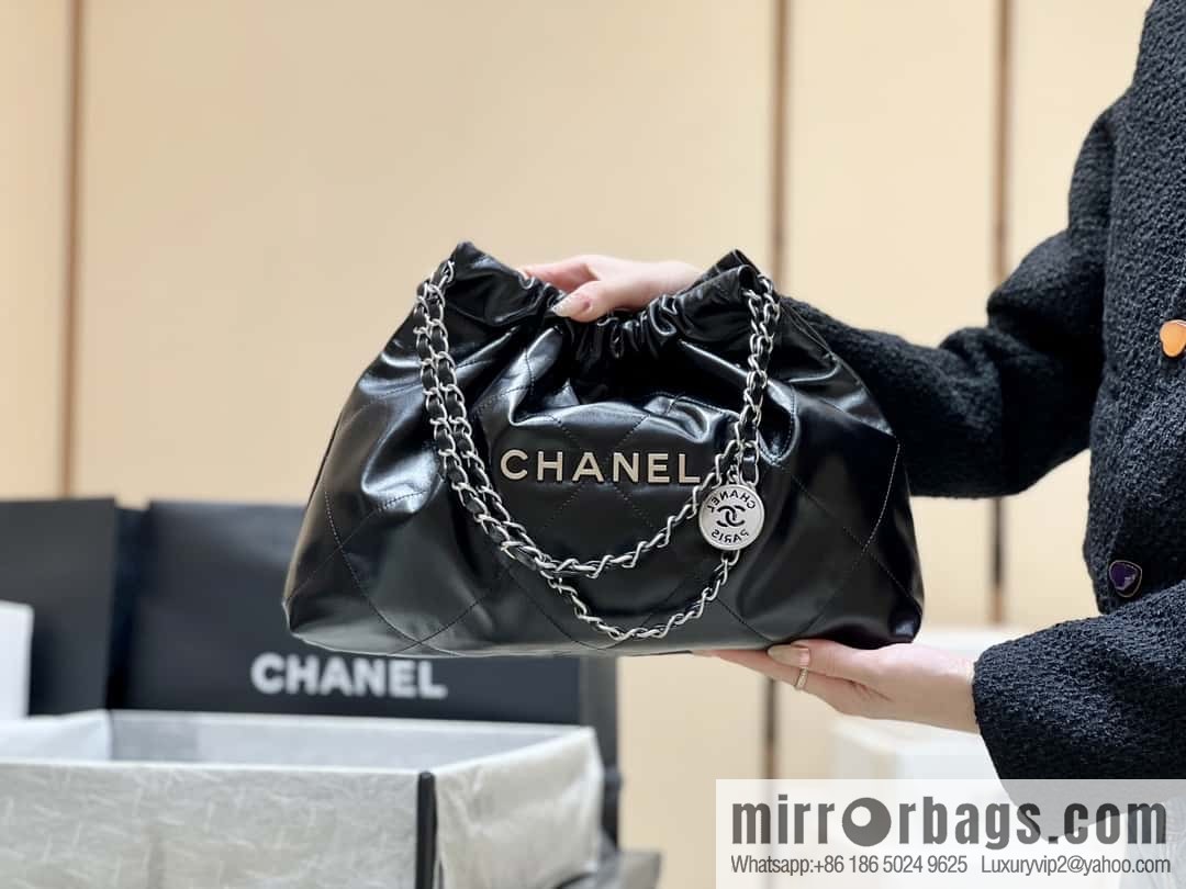 CHANEL 24C early spring vacation series 22 horizontal garbage bag AS4486 silver metal