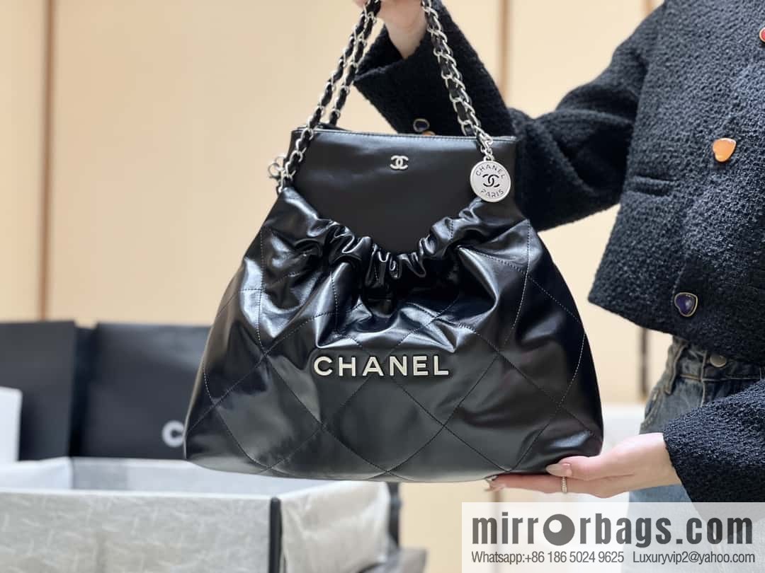 CHANEL 24C early spring vacation series 22 horizontal garbage bag AS4486 silver metal