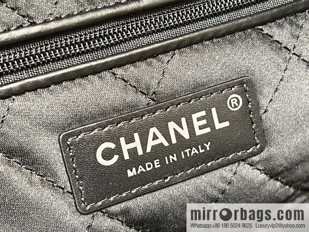 CHANEL 24C early spring vacation series 22 horizontal garbage bag AS4486 silver metal
