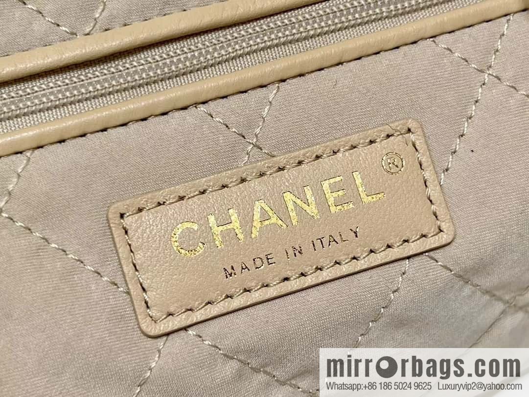 CHANEL 24C early spring vacation series 22 horizontal garbage bag AS4486 white/gold metal