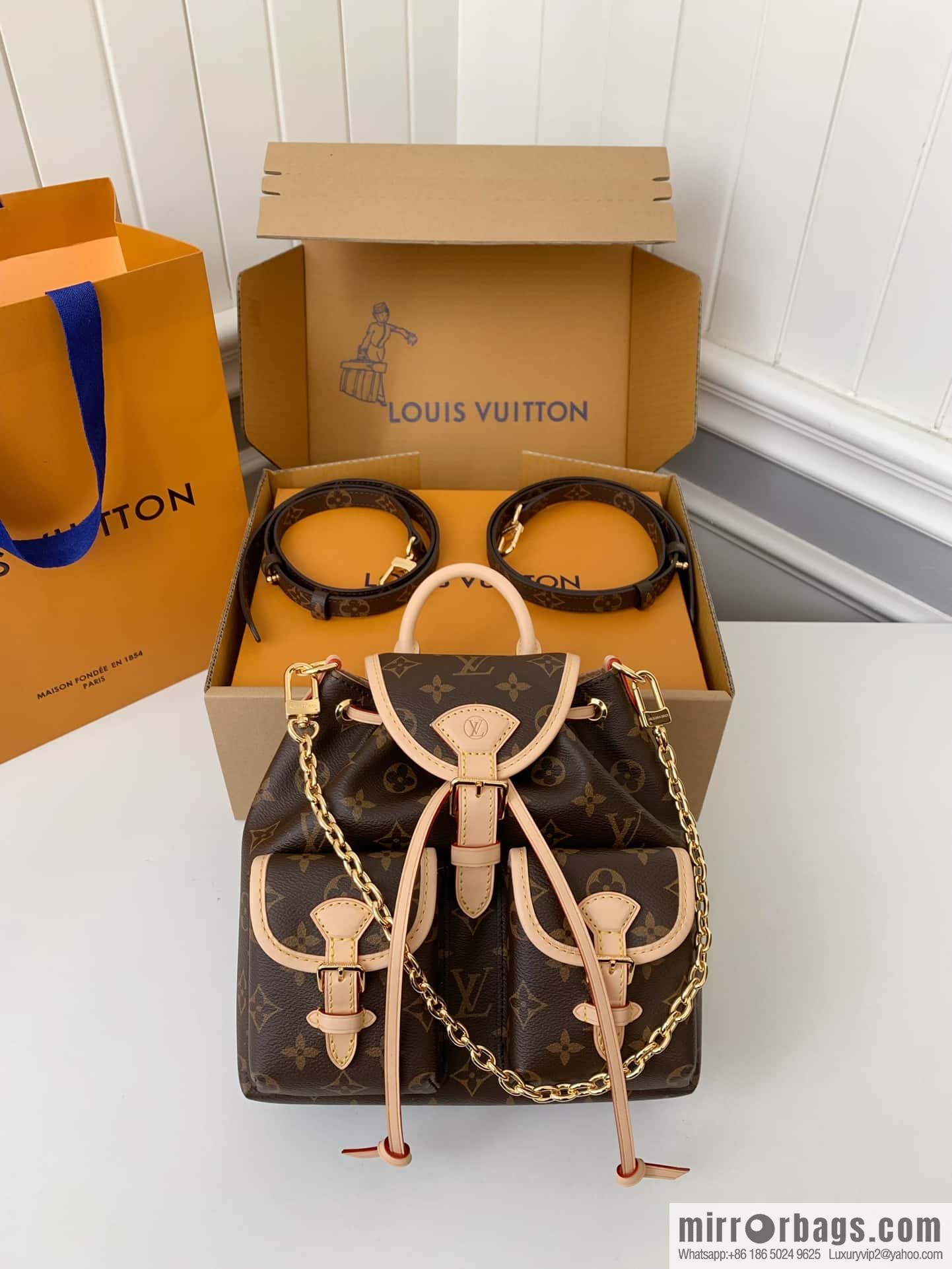 LV M46932 Excursion PM