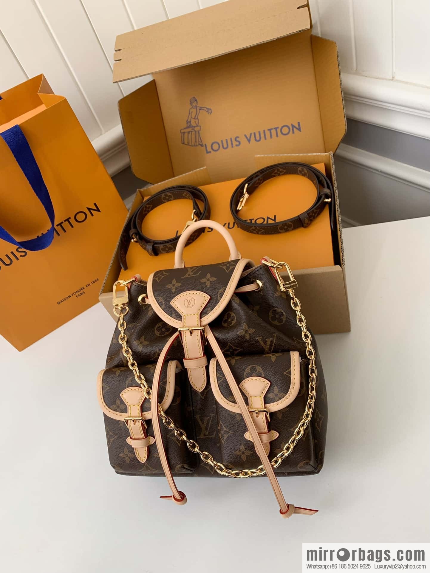 LV M46932 Excursion PM