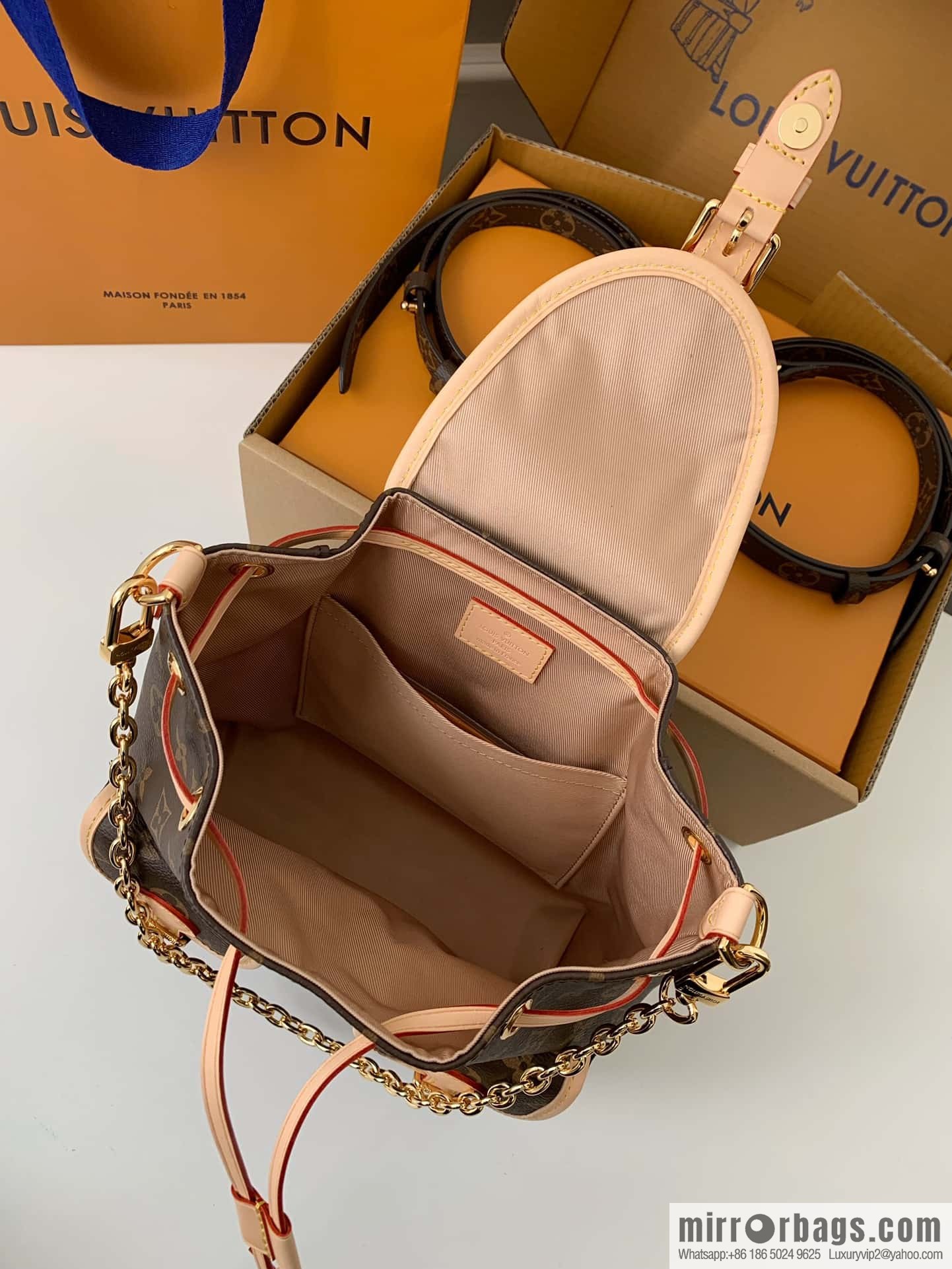 LV M46932 Excursion PM