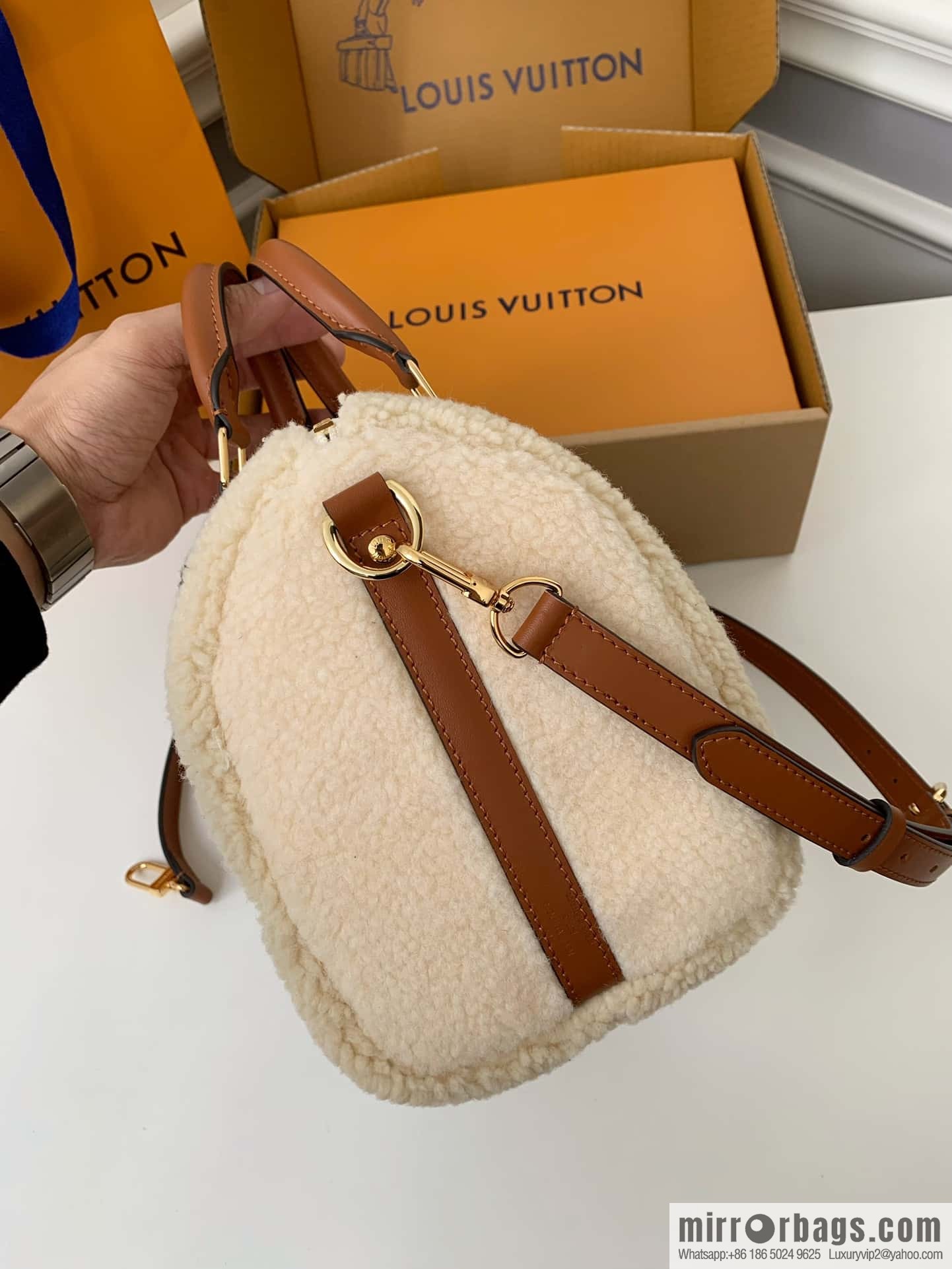 LV M23468 Speedy Bandoulière 25