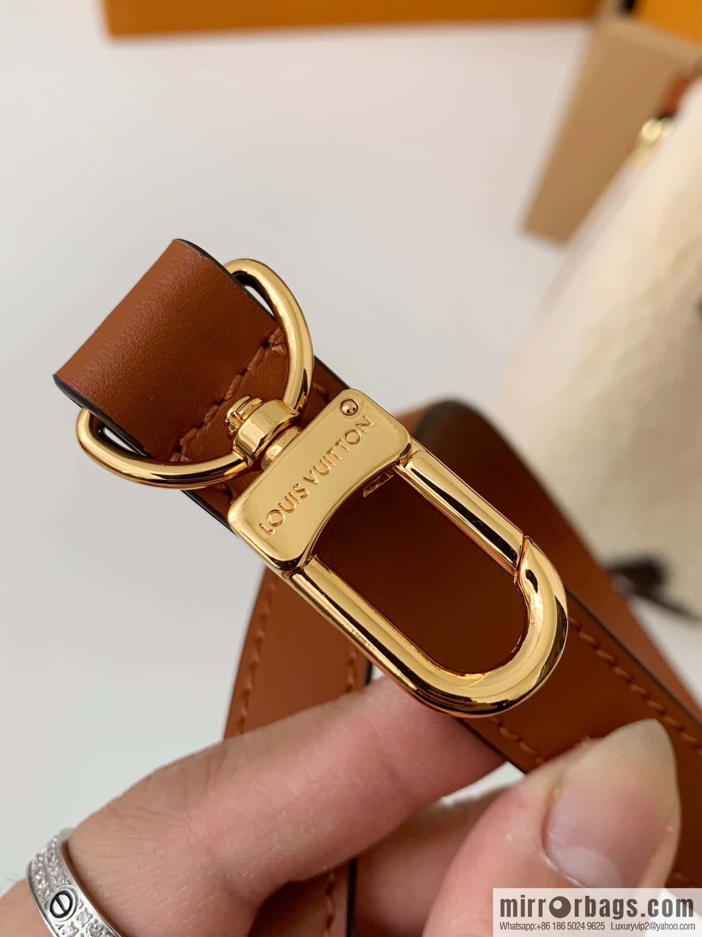 LV M23468 Speedy Bandoulière 25