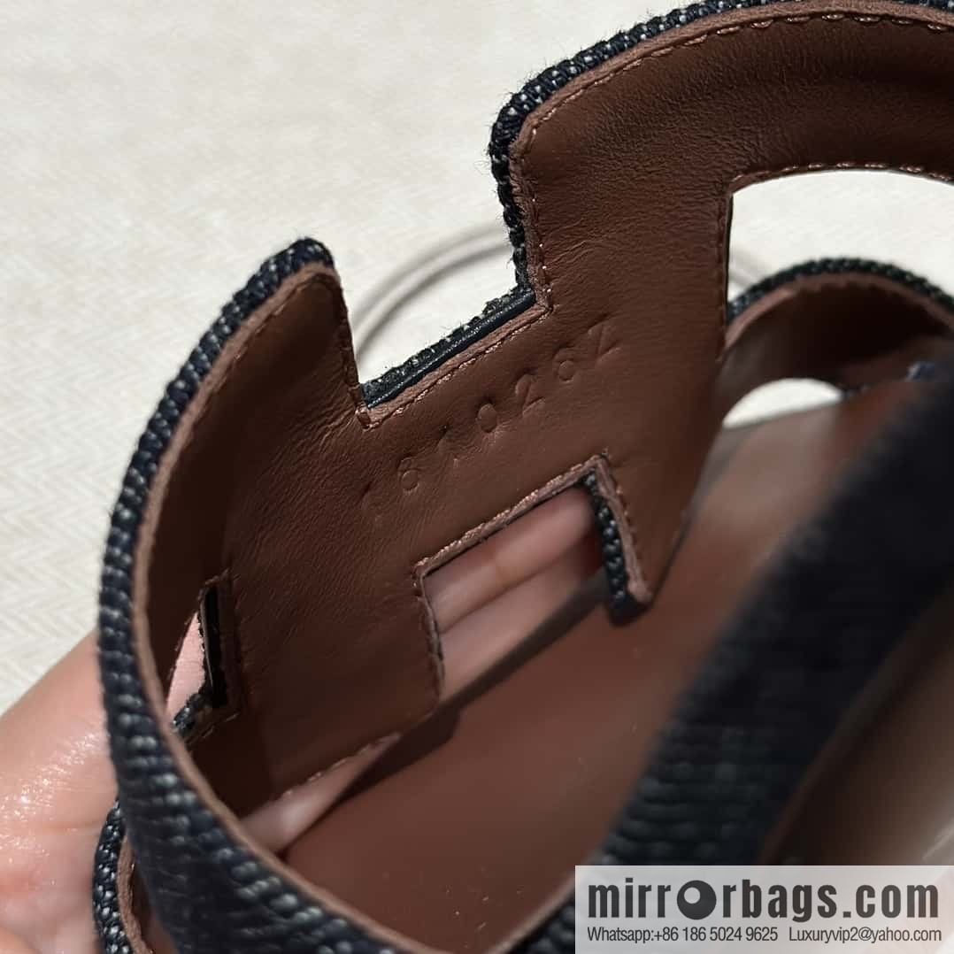 Hermès' latest popular denim high heels