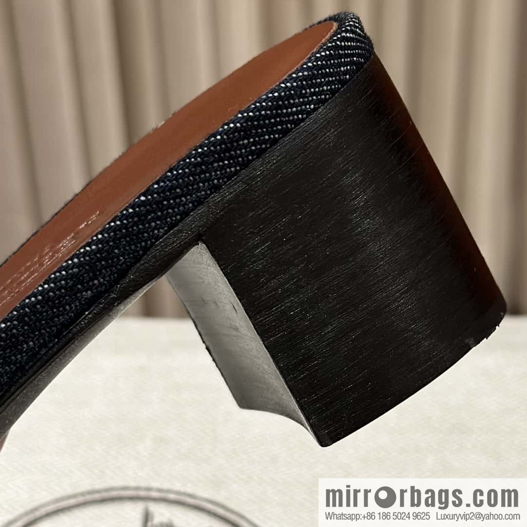 Hermès' latest popular denim high heels