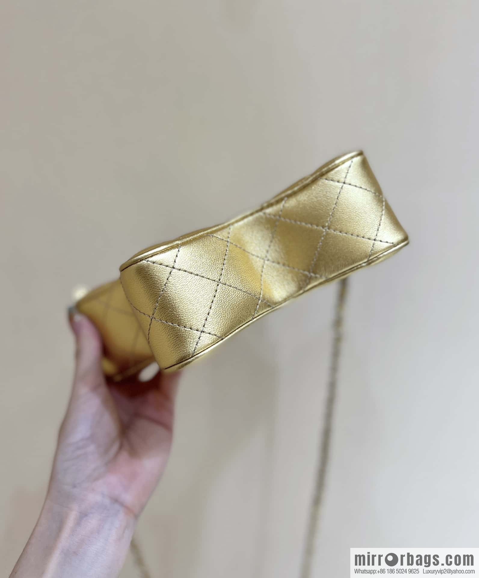 CHANEL 24C early spring vacation series limited edition star bag AS4579 gold