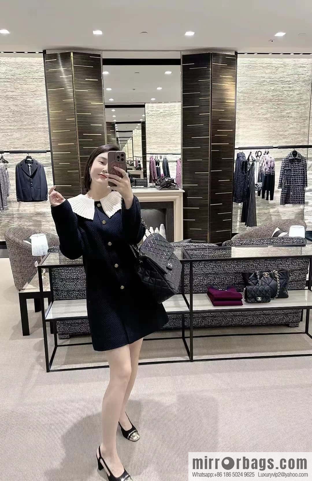 CHANEL 24C early spring vacation series explosive oversized CF airport big bag AS4661