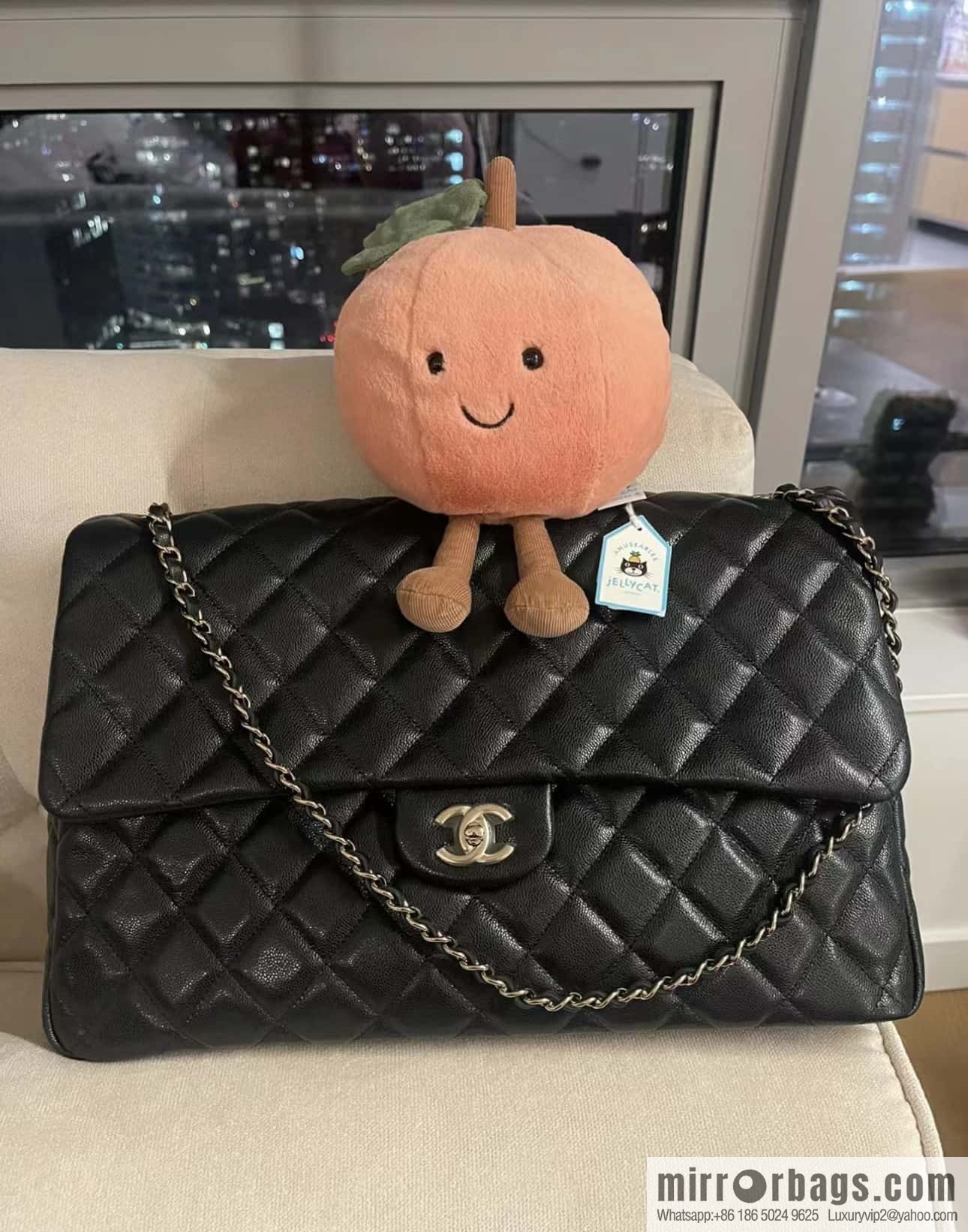 CHANEL 24C early spring vacation series explosive oversized CF airport big bag AS4661