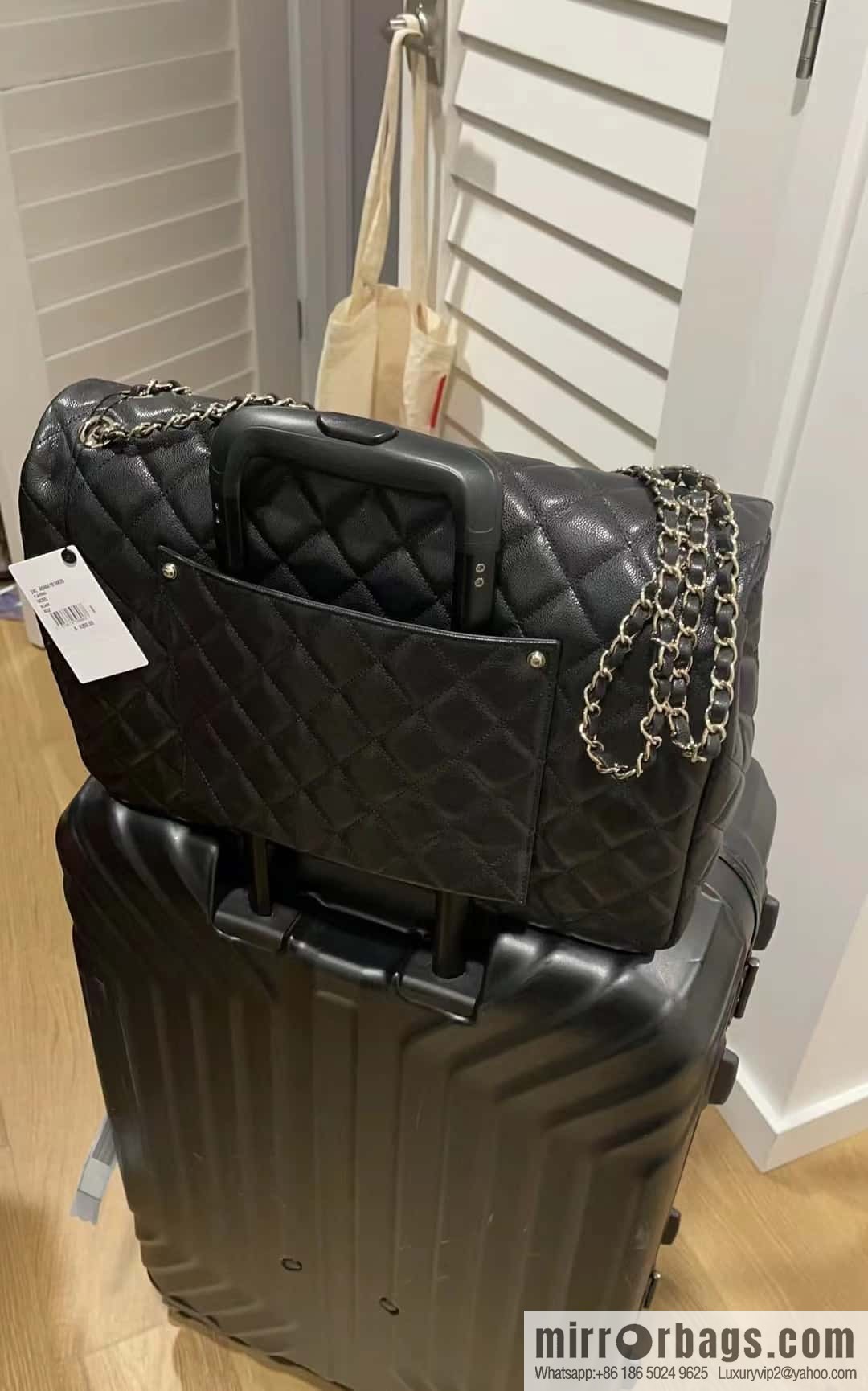 CHANEL 24C early spring vacation series explosive oversized CF airport big bag AS4661