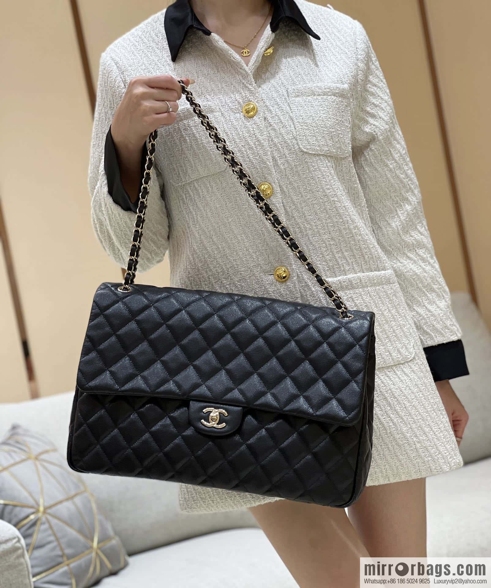 CHANEL 24C early spring vacation series explosive oversized CF airport big bag AS4661