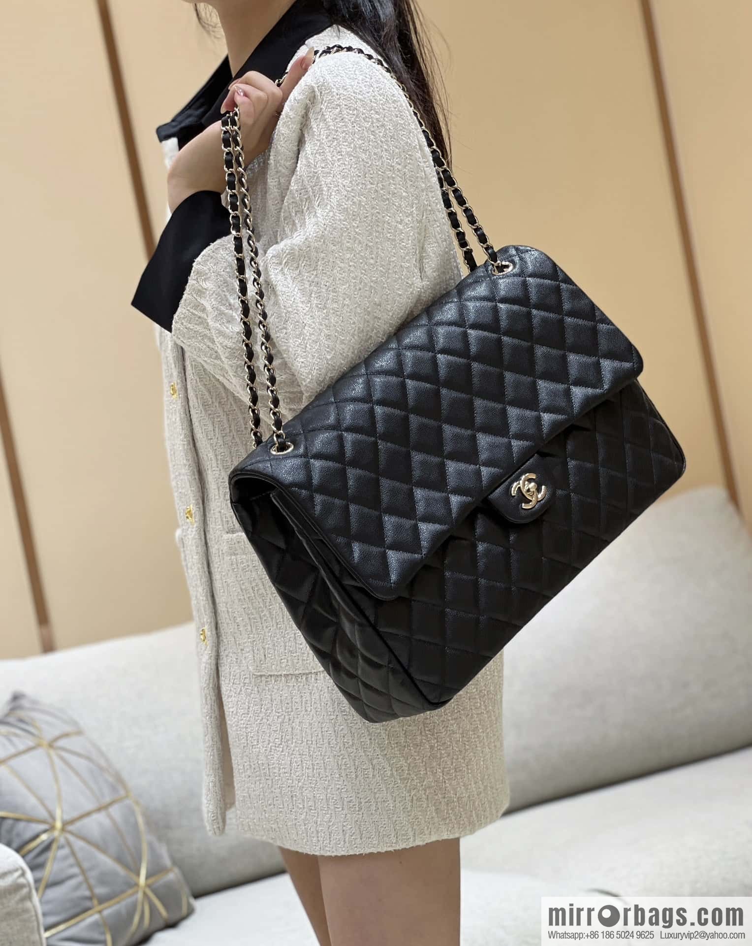 CHANEL 24C early spring vacation series explosive oversized CF airport big bag AS4661