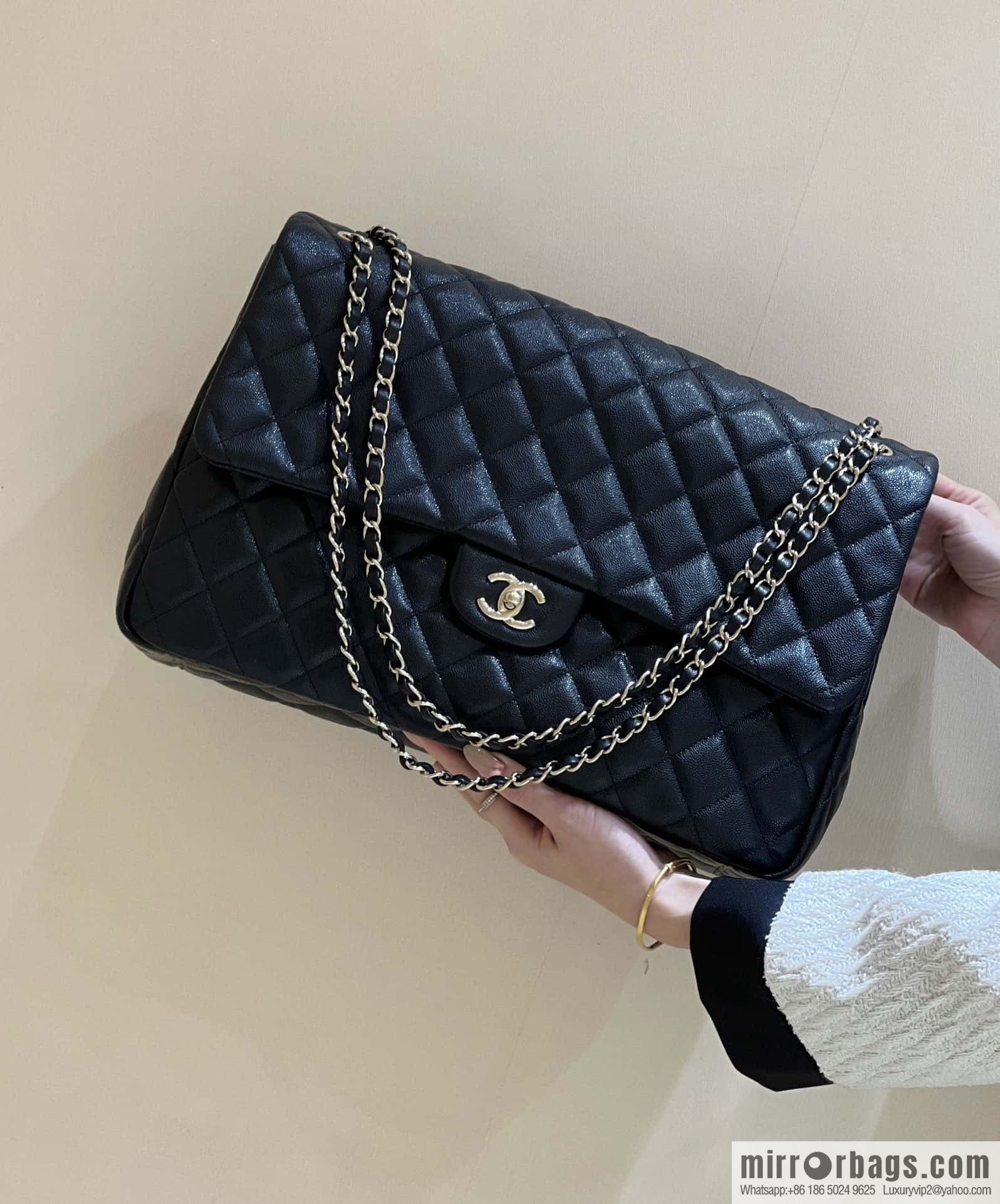 CHANEL 24C early spring vacation series explosive oversized CF airport big bag AS4661