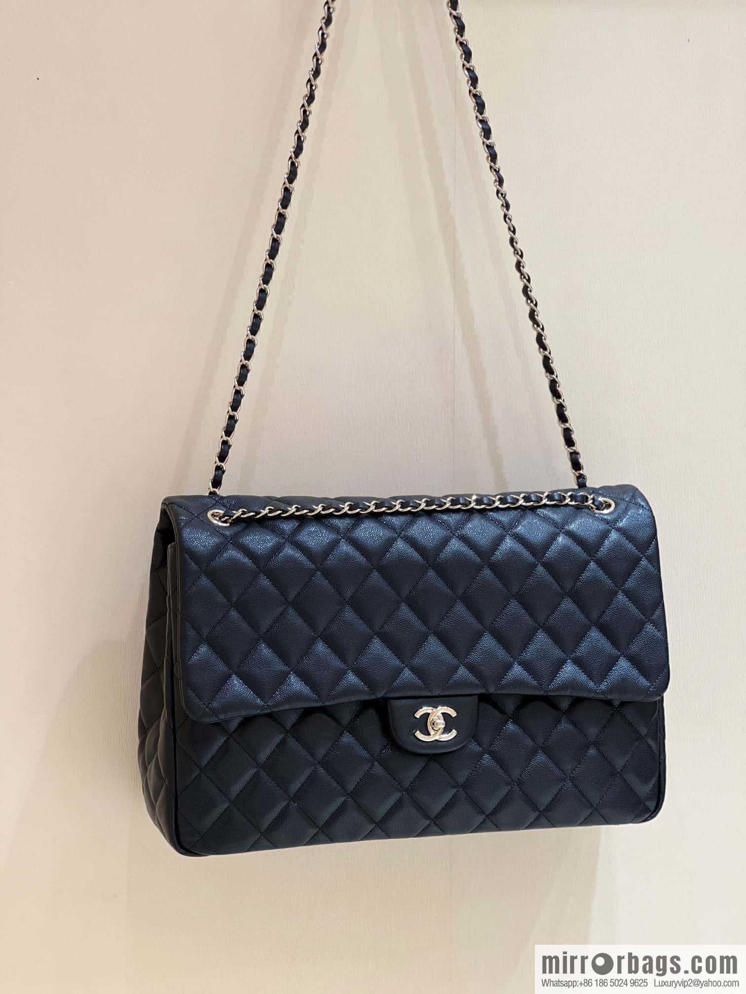 CHANEL 24C early spring vacation series explosive oversized CF airport big bag AS4661