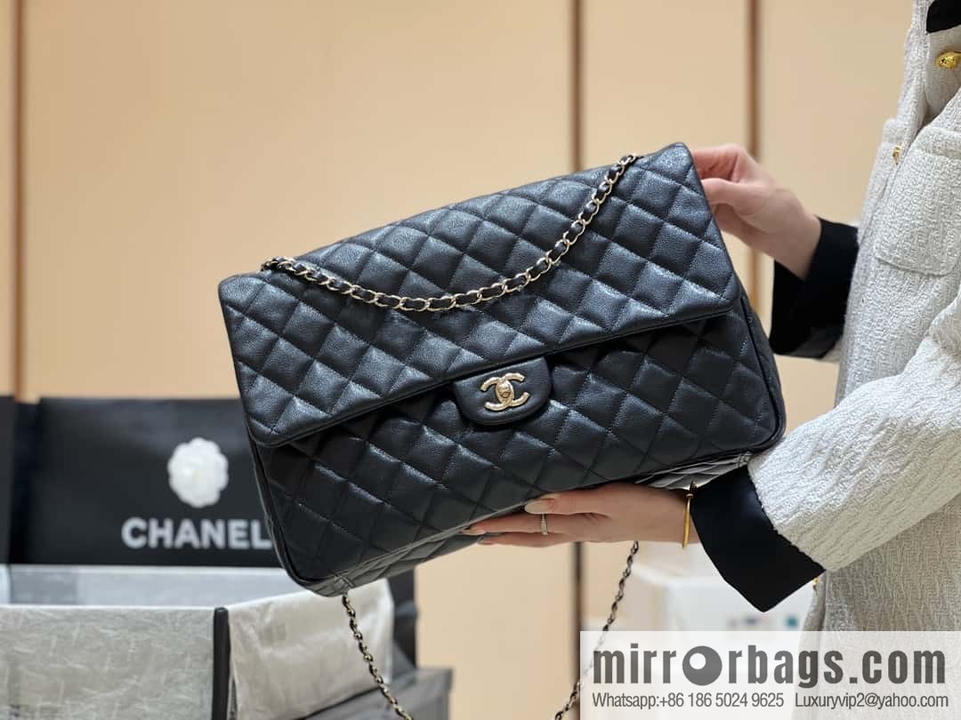 CHANEL 24C early spring vacation series explosive oversized CF airport big bag AS4661