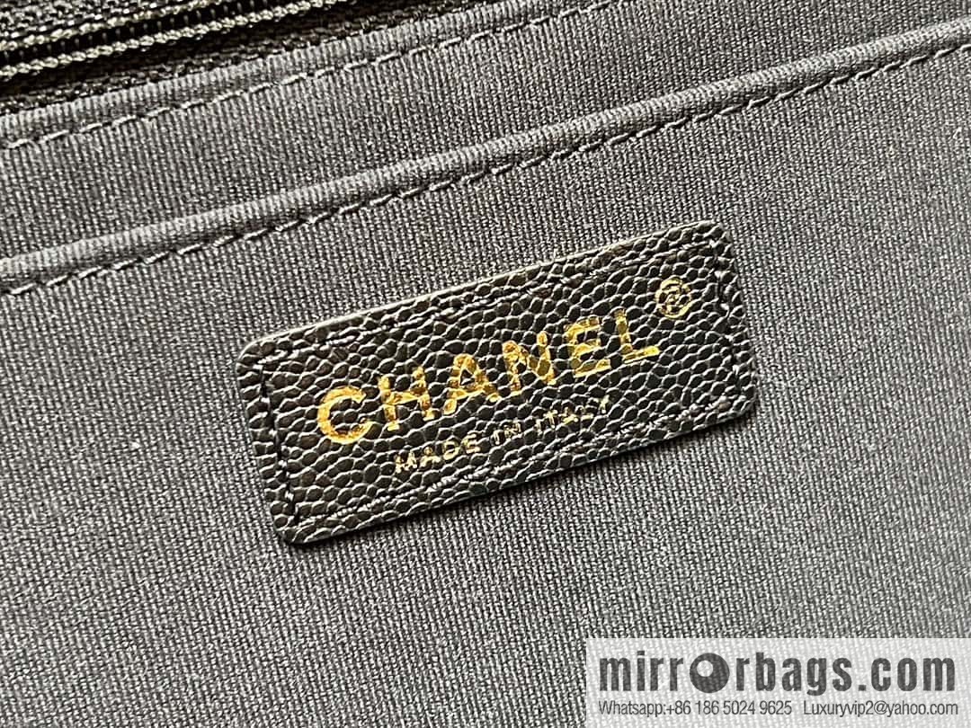 CHANEL 24C early spring vacation series explosive oversized CF airport big bag AS4661
