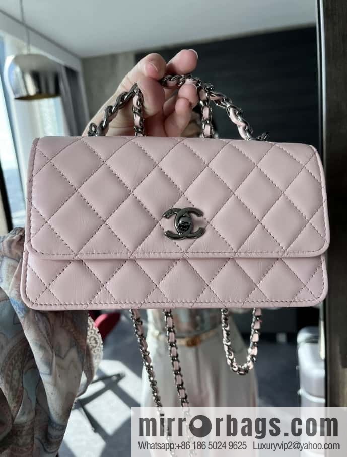 CHANEL 23K new rhinestone handle woc AP3645 pink