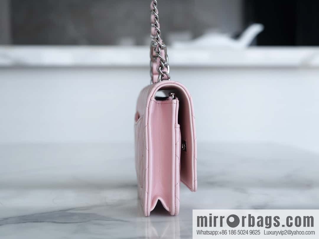CHANEL 23K new rhinestone handle woc AP3645 pink