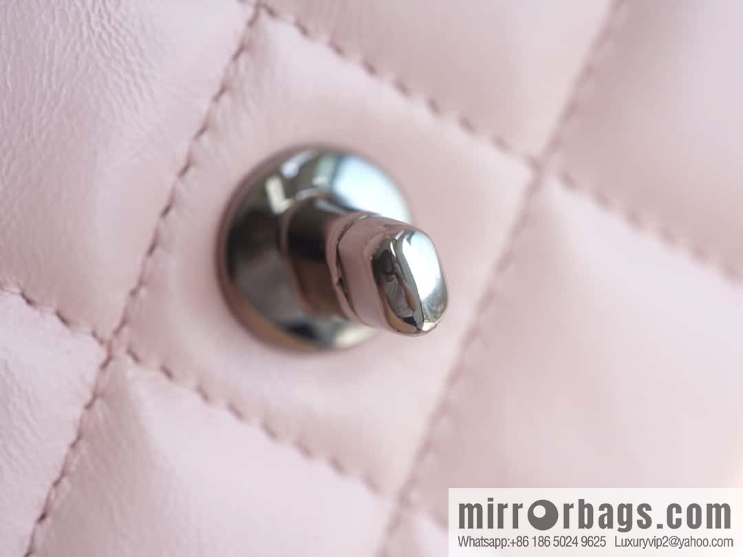 CHANEL 23K new rhinestone handle woc AP3645 pink