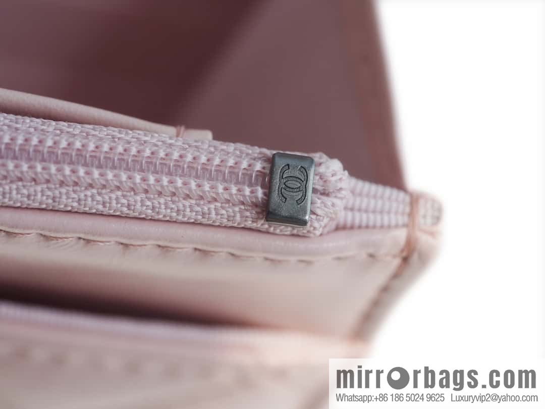 CHANEL 23K new rhinestone handle woc AP3645 pink