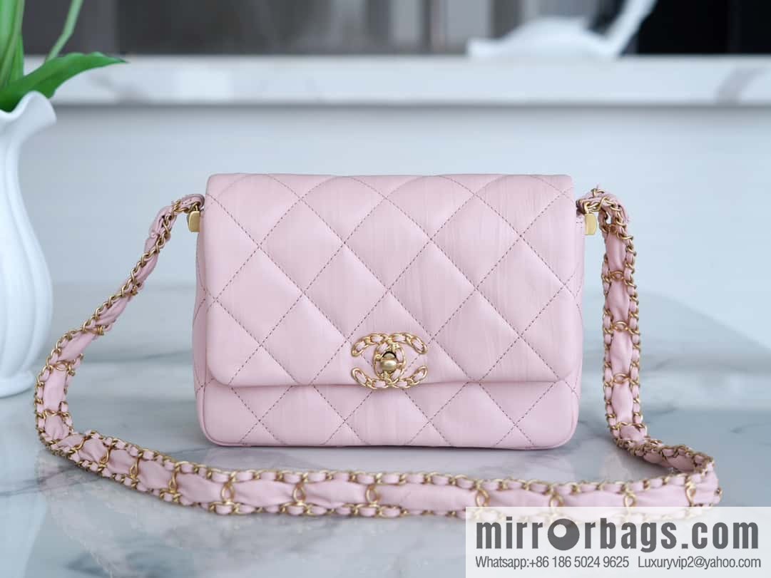 CHANEL 23k autumn and winter series 19 wide shoulder strap cover bag AS4423 pink