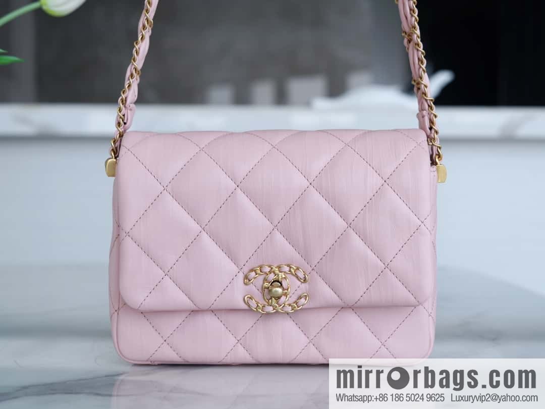 CHANEL 23k autumn and winter series 19 wide shoulder strap cover bag AS4423 pink