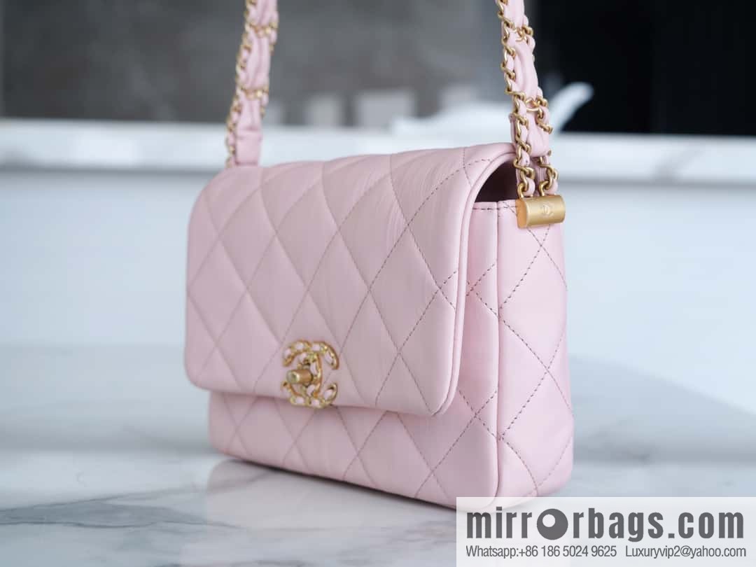 CHANEL 23k autumn and winter series 19 wide shoulder strap cover bag AS4423 pink
