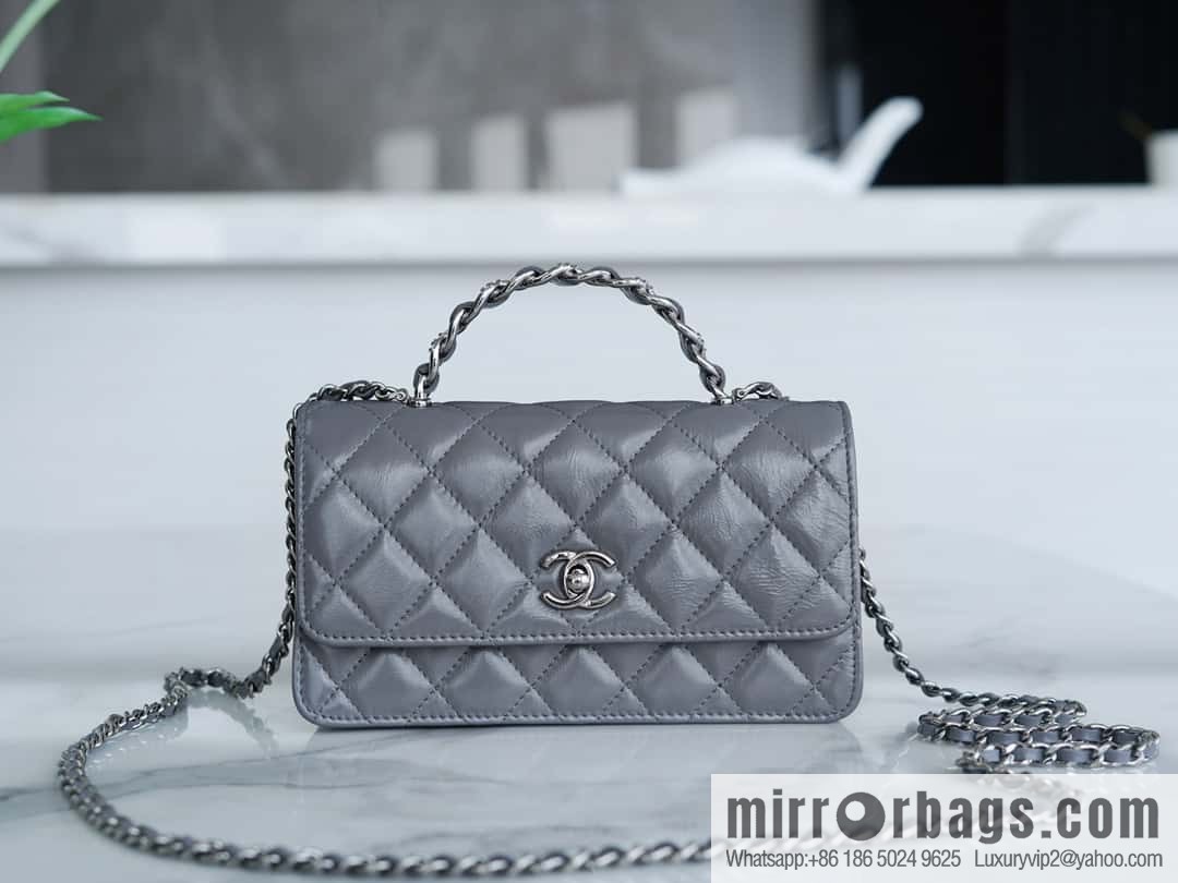 CHANEL 23K new rhinestone handle organ AP3645 dark gray