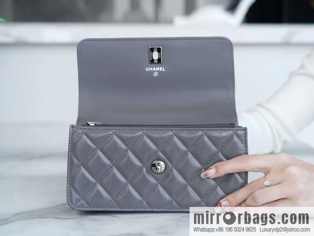 CHANEL 23K new rhinestone handle organ AP3645 dark gray
