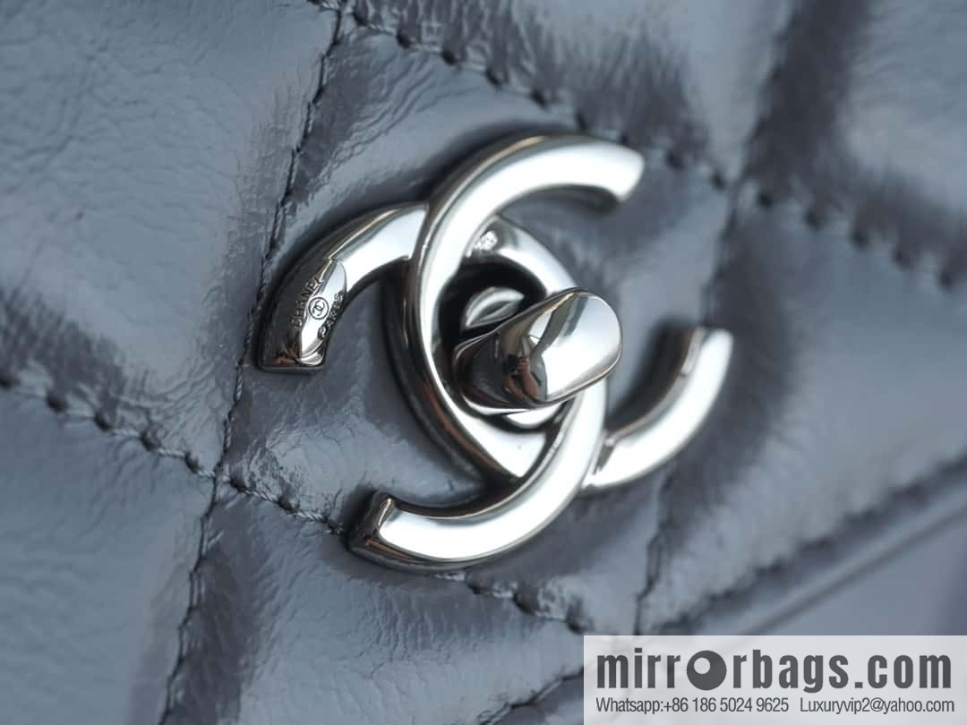 CHANEL 23K new rhinestone handle organ AP3645 dark gray