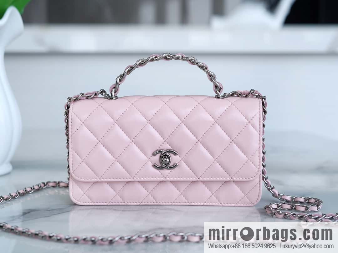CHANEL 23K new rhinestone handle organ AP3645 pink