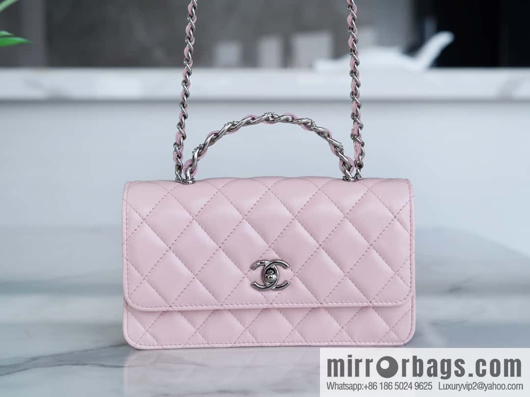 CHANEL 23K new rhinestone handle organ AP3645 pink