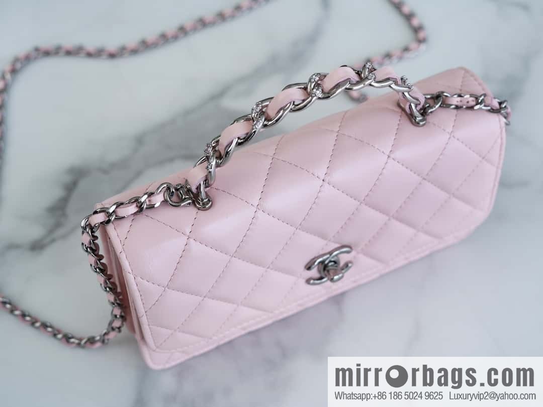 CHANEL 23K new rhinestone handle organ AP3645 pink