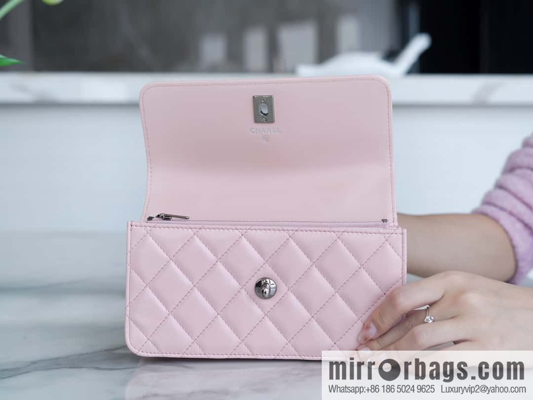 CHANEL 23K new rhinestone handle organ AP3645 pink