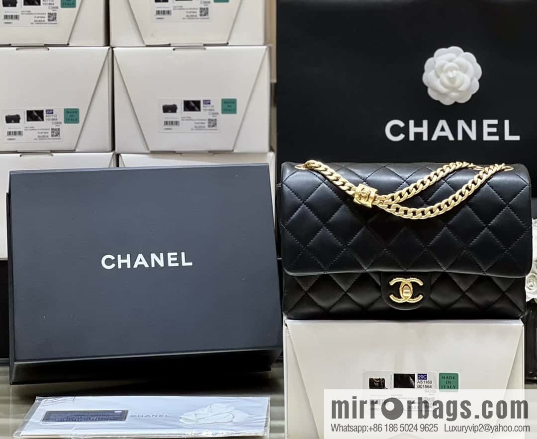CHANEL 22k autumn and winter high-end ready-to-wear series small gold pillar adjustment bag AS3609