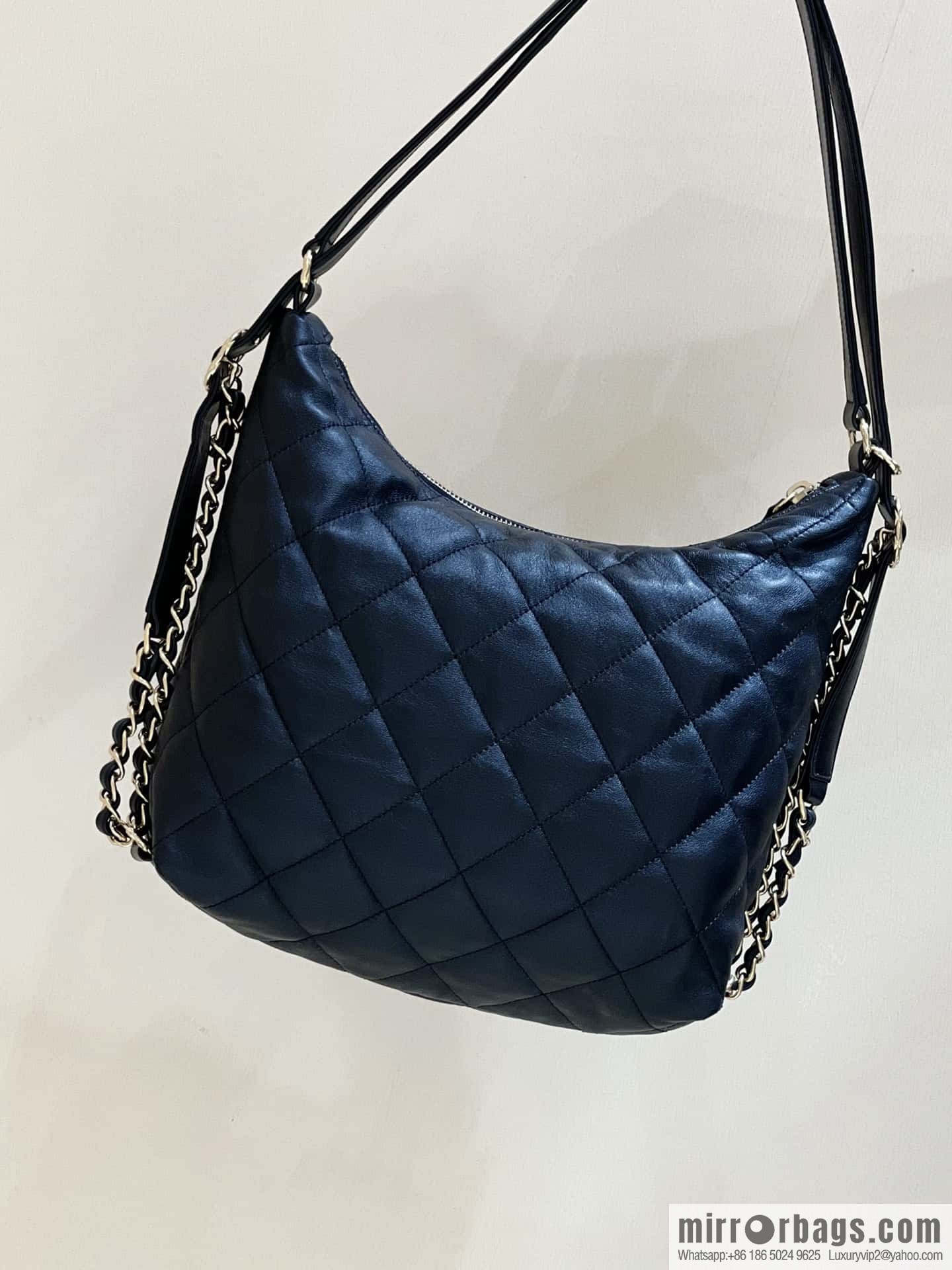 CHANEL 22B Fairy dual-purpose Hobo bag AS3487